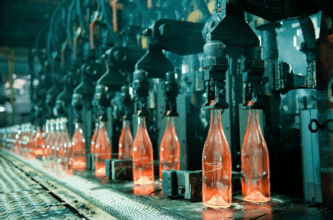 一个塑料瓶是如何用自动化生产出来的