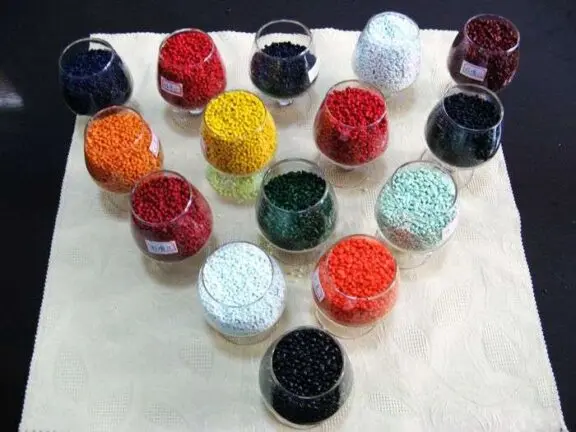 色母粒对塑料成型加工性能有什么影响？