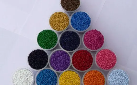 色母粒在塑料加工业的应用