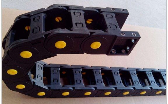 工程塑料代替金属或将成为未来趋势