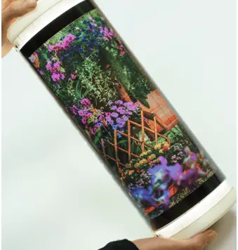 FlexEnable与Merck合作采用整体式塑料LCD实现新颖显示器形状