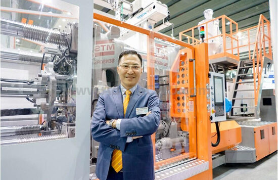 震雄集团生产总裁蒋志坚揭秘10分钟卖出一台注塑机的秘诀