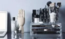 塑料制品中使用色母粒着色会产生褪色现象吗?