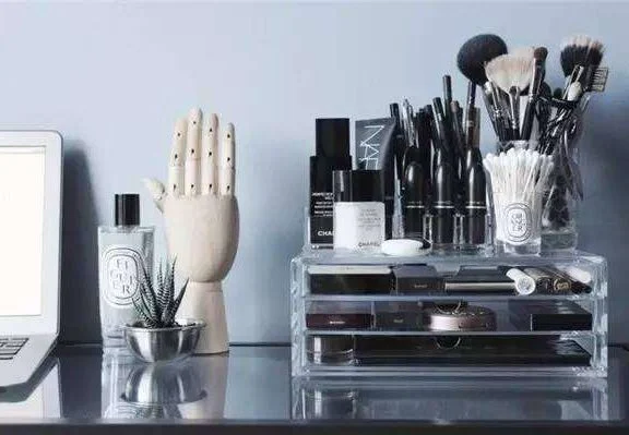 塑料制品中使用色母粒着色会产生褪色现象吗？